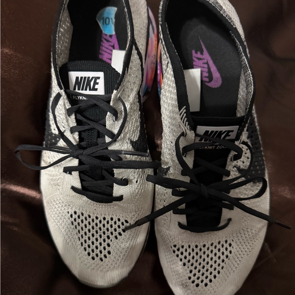 Nike Flyknit Zoom Agility Training Shoes Women  White-Confetti Sole Sz 10
